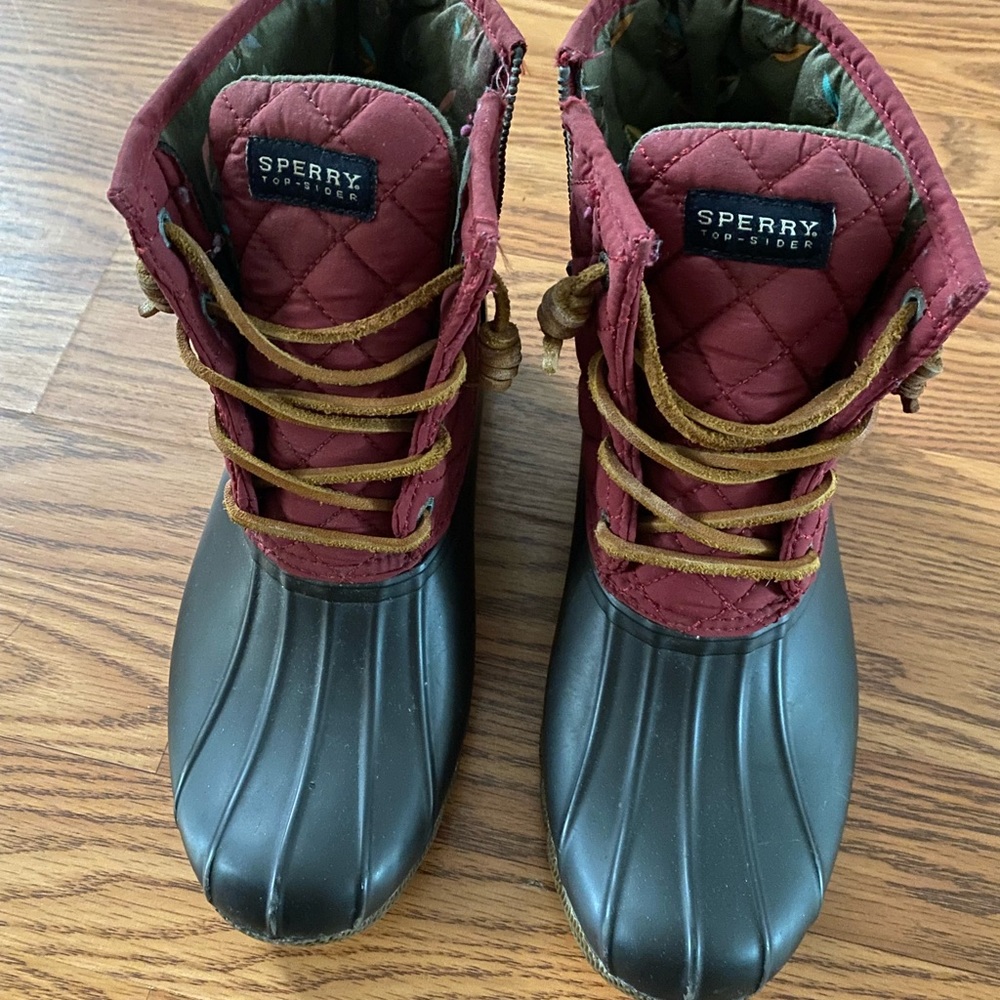 Great condition ! Worn twice ! To right for me 😞